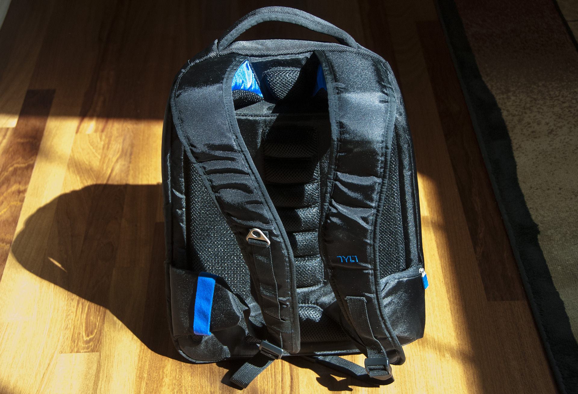 backpack with built in power bank